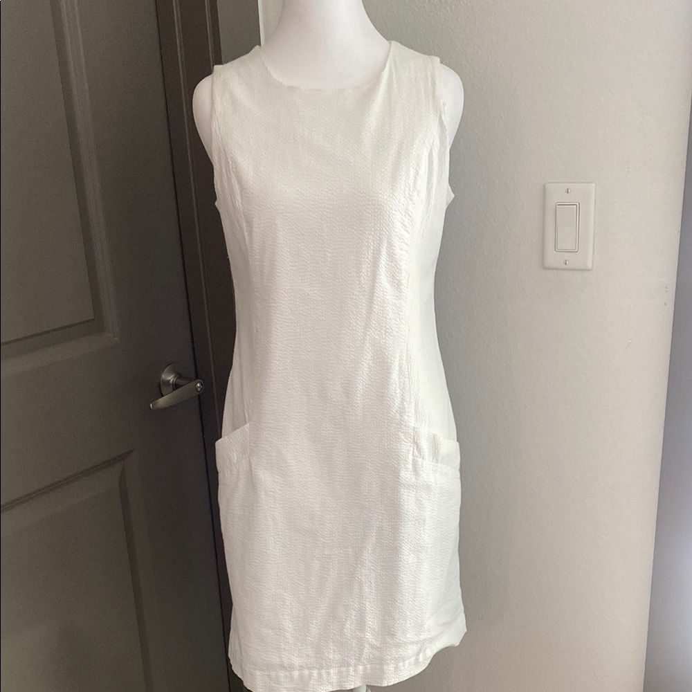 Southern Tide Seersucker White Sleeveless Dress with pockets Size 0